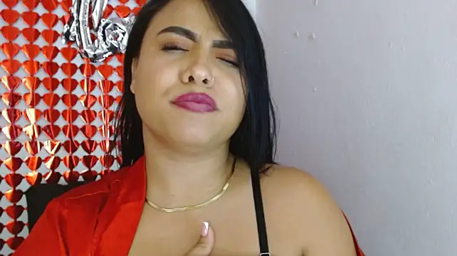alessialux élő XXX-chatje