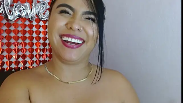alessialux XXX чат на живо