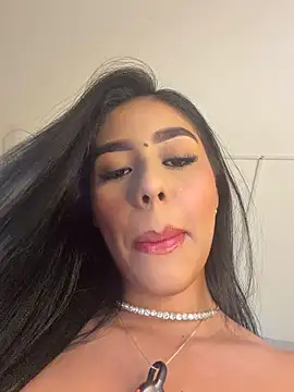 Rossie_Blooms Live XXX-Chat