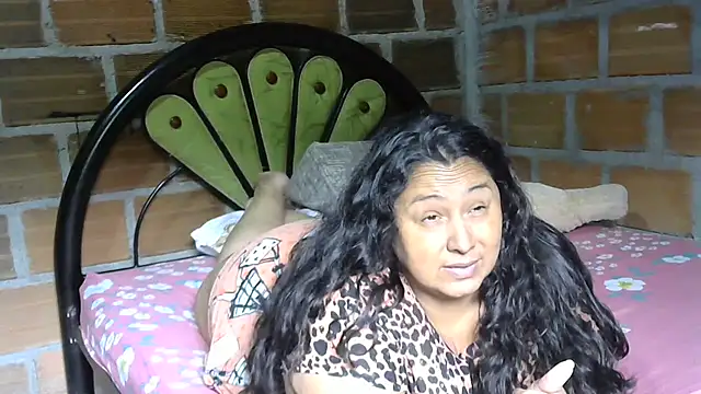 Chat +18 de tistmature-69 ao vivo