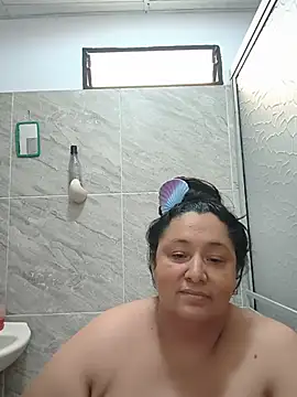 tistmature-69's Webcam Show