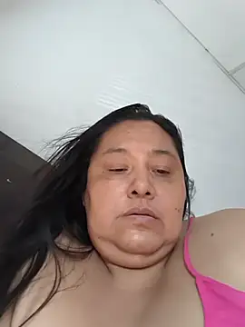 tistmature-69's Live XXX Chat