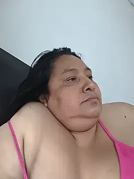 Chat XXX en directo de tistmature-69