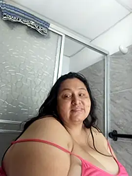 tistmature-69's Live XXX Chat