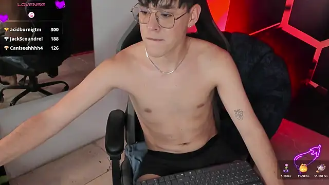 Czat XXX na żywo – Tom_Parker_