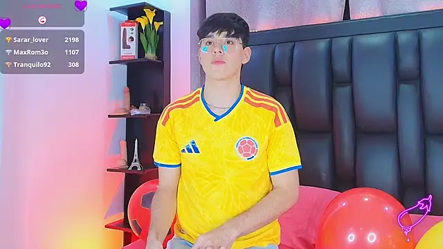 Tom_Parker_ Adlı Modelin Web Kamerası Şovu