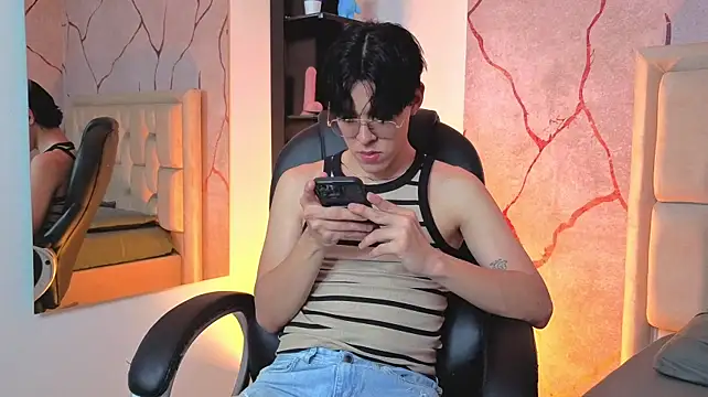 Tom_Parker_ Adlı Modelin Web Kamerası Şovu