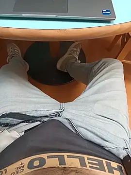 Fun_yacine Show in webcam