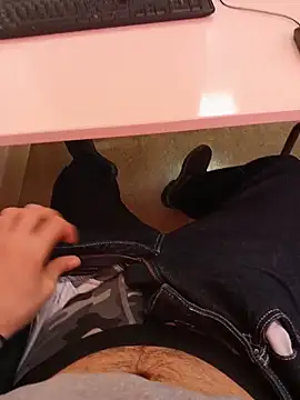 Fun_yacine webkamerás műsora
