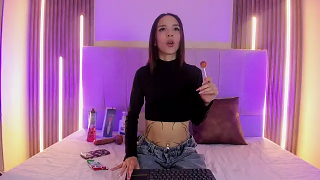 Zoe_444 Adlı Modelin Canlı XXX Sohbeti