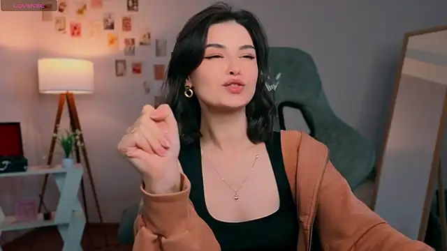 צ'אט XXX בשידור חי של rebbekkakowalski