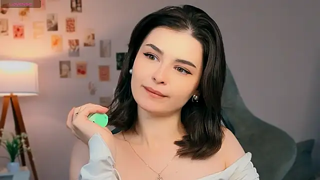 rebbekkakowalski Adlı Modelin Canlı XXX Sohbeti