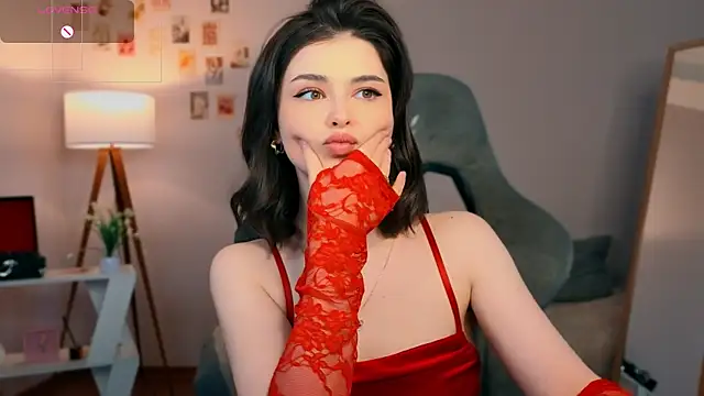 rebbekkakowalski Chat XXX in diretta
