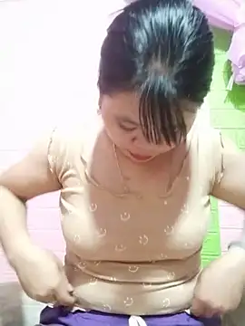 Xuka_lyss Webcamshow