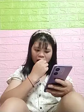 Pertunjukan Kamera Web Xuka_lyss