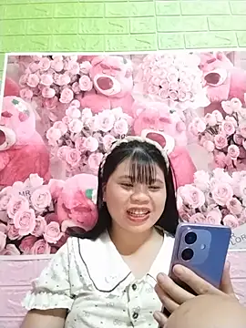 Xuka_lyss' Webcam Show