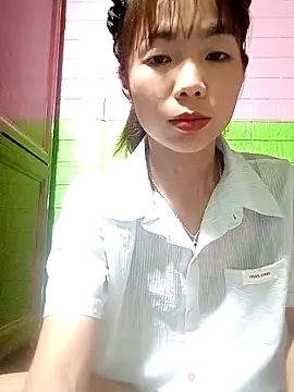 AmyLinee01 Show Webcam
