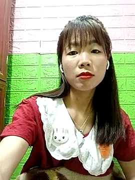 AmyLinee01 在線直播表演
