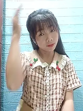 AmyLinee01's Webcam Show