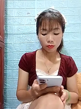AmyLinee01 在線直播表演