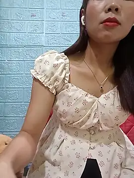 AmyLinee01 现场XXX聊天