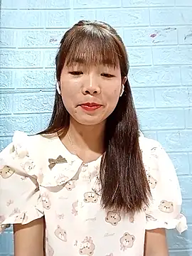 AmyLinee01's Live XXX Chat