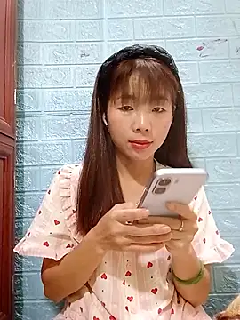AmyLinee01 现场XXX聊天