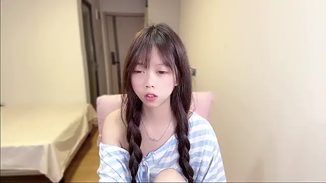 xiaobaozi-520's Live XXX Chat