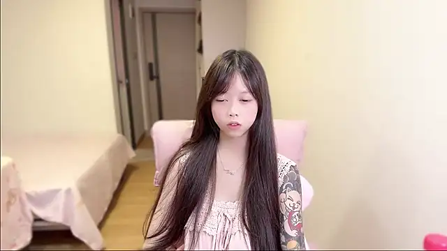 xiaobaozi-520: онлайн-секс-чат