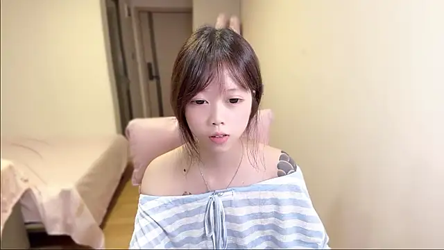 xiaobaozi-520's Live XXX Chat