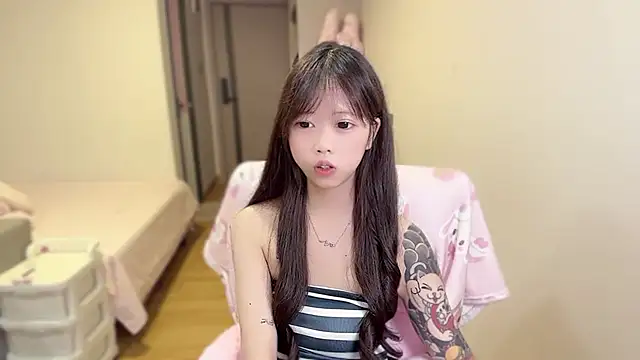 xiaobaozi-520のライブXXXチャット