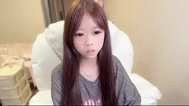 xiaobaozi-520 XXX чат на живо