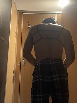 creamyboy191 – webcam-show
