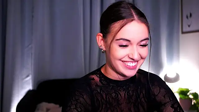 Fawnette Chat XXX in diretta