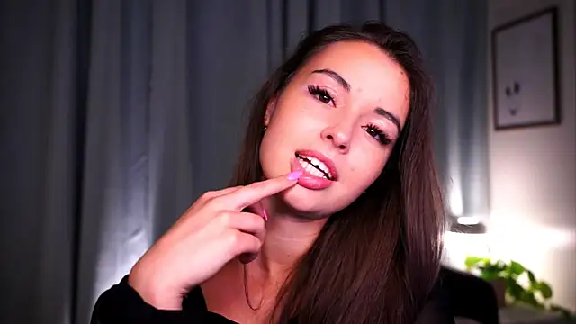 Fawnette's Live XXX Chat