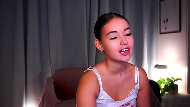 Fawnette's Live XXX Chat