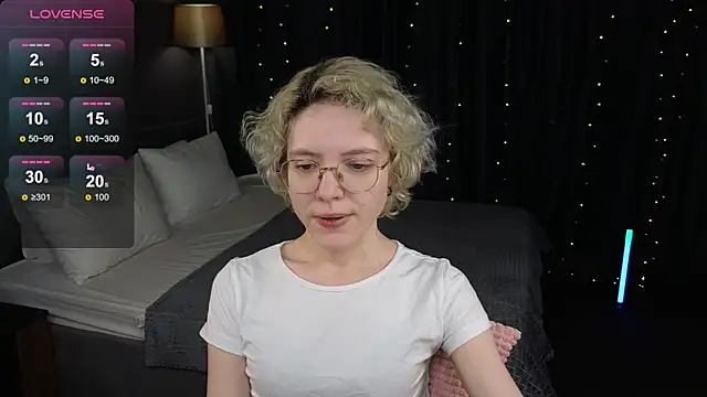 HottoKori Adlı Modelin Canlı XXX Sohbeti