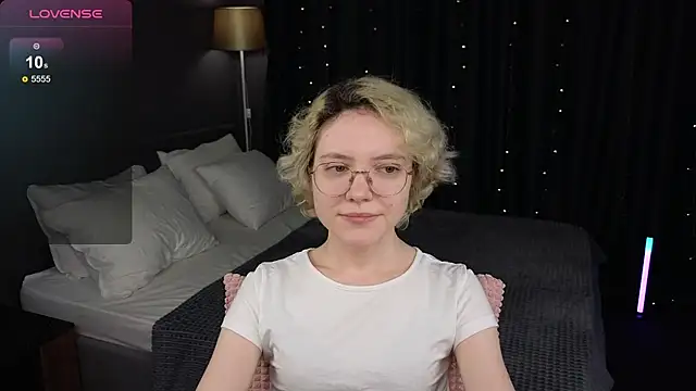 HottoKori Chat XXX live