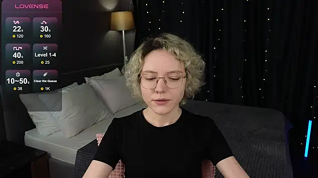 HottoKori Adlı Modelin Canlı XXX Sohbeti