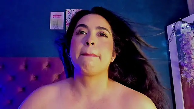 Sofia-Venegas Chat XXX in diretta