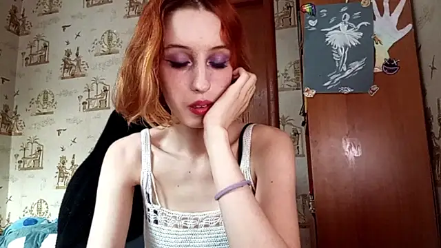 SirenFrost live XXX chat