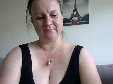 HotPussy785 Live XXX-chat