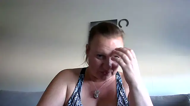HotPussy785's Live XXX Chat