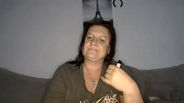 Czat XXX na żywo – HotPussy785