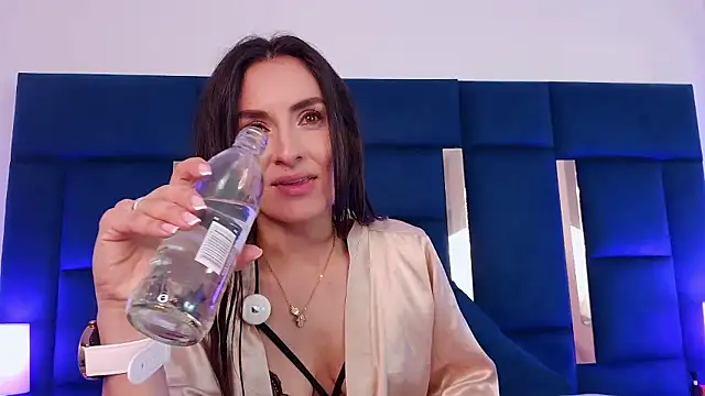 velvetlunaa_ Chat XXX live