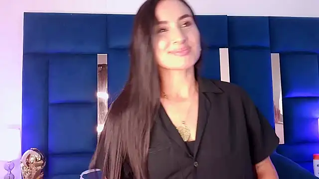 Chatroom XXX en direct de velvetlunaa_