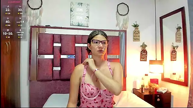 sofy_bonnet1's Webcam Show