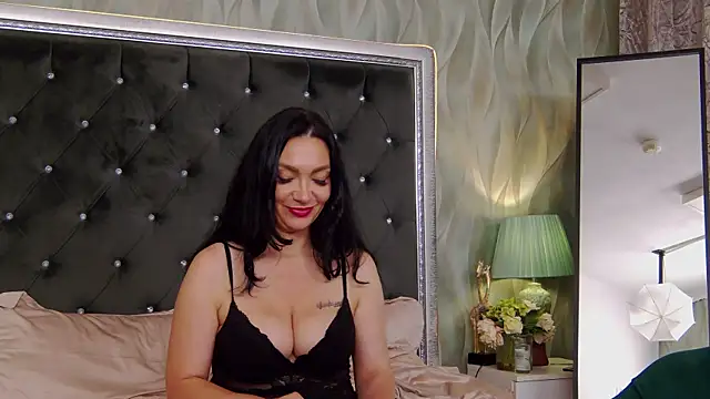 GraceMontclaire Chat XXX in diretta