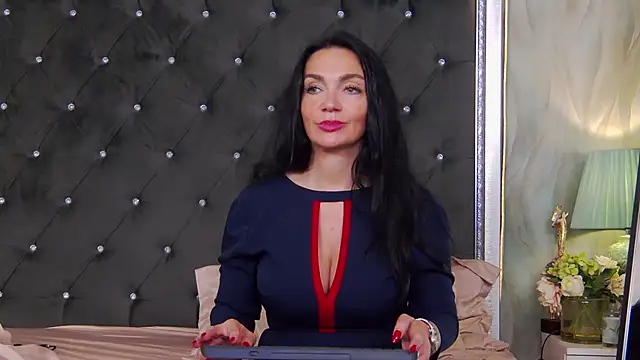 GraceMontclaire's Live XXX Chat