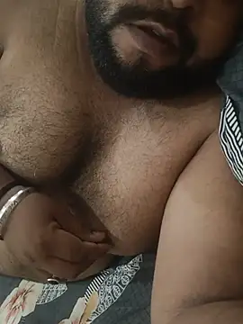 healthyguy175 Show in webcam